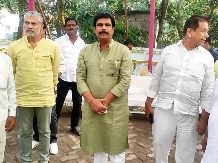 कई सालों बाद एक मंच पर दिखेंगे आनंद मोहन सिंह और Bihar के CM नीतीश कुमार कई सालों बाद एक मंच पर दिखेंगे आनंद मोहन सिंह और Bihar के CM नीतीश कुमार